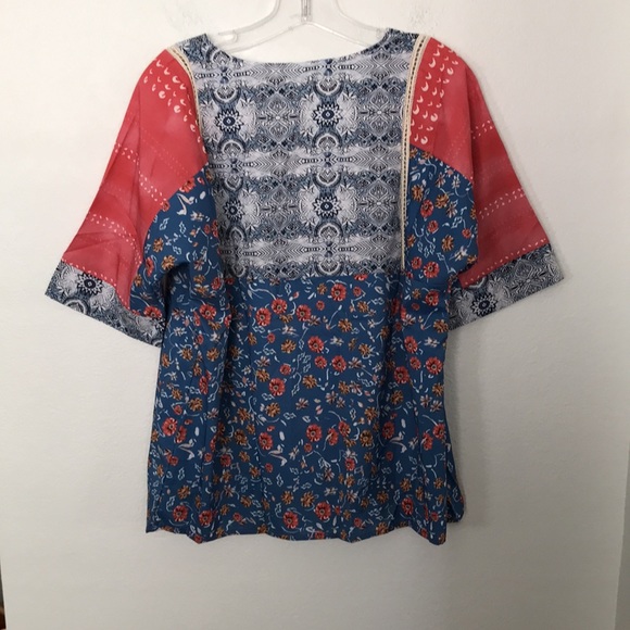 CUTE TOP BY ME TOO SIZE LARGE SILKY FEEL NEW WITH TAGS EXCELLENT CONDITION! - Picture 6 of 8